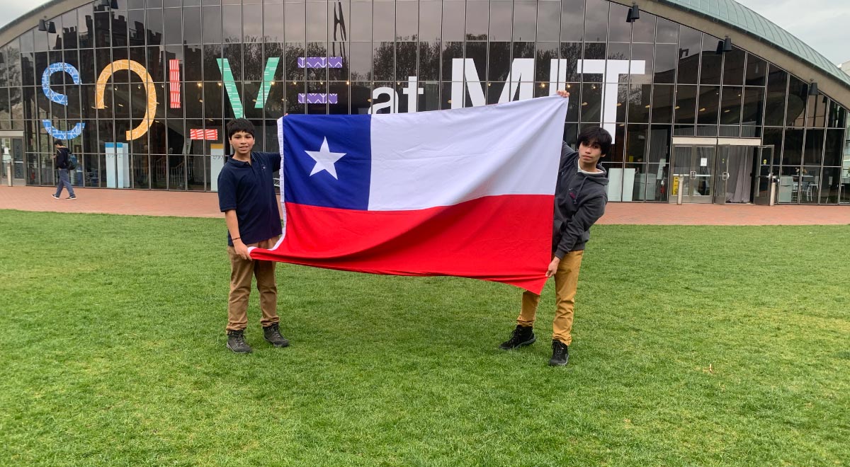 Ganaron el primer lugar del concurso Los Creadores con un innovador sistema que cuida las semillas y evita la deforestación. Viajaron a Estados Unidos y se reunieron con referentes tecnológicos a nivel mundial.